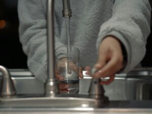 Read more about the article Smart Faucet Integration: IoT Monitoring and Predictive Maintenance